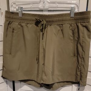 Ebb & Flow Athleisure Green Khaki Athletic Shorts Size Large